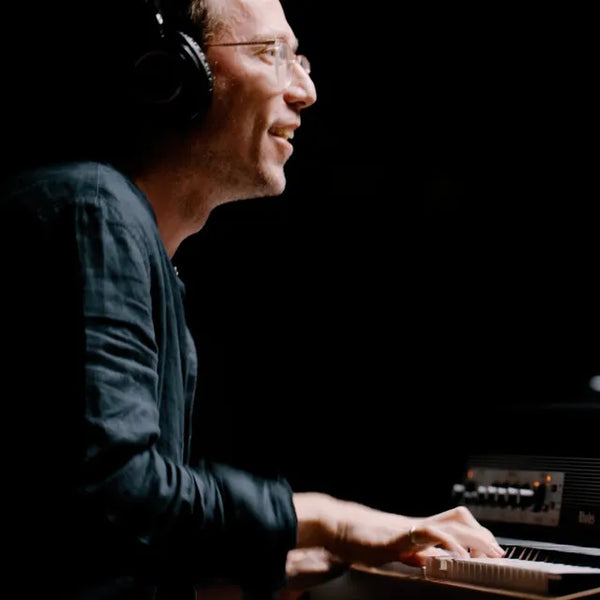 Bill Laurance featured in a blog about vinyl records and discography