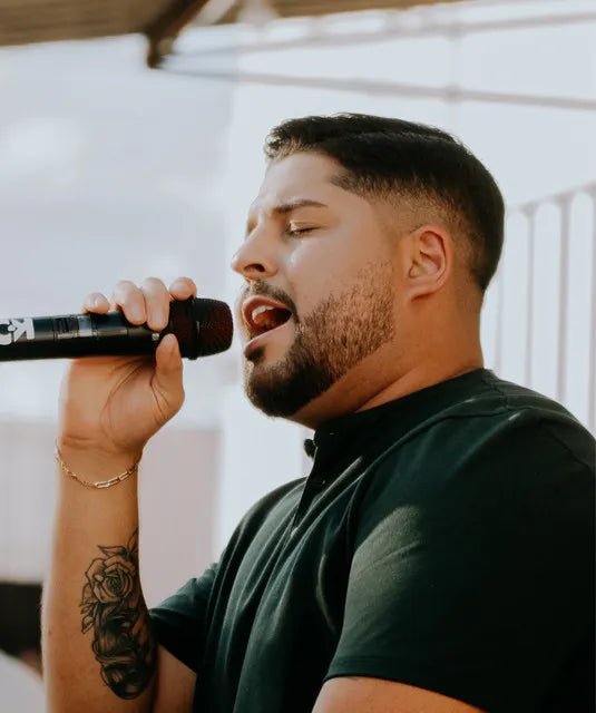 Kaio Oliveira featured in a blog about vinyl records and discography