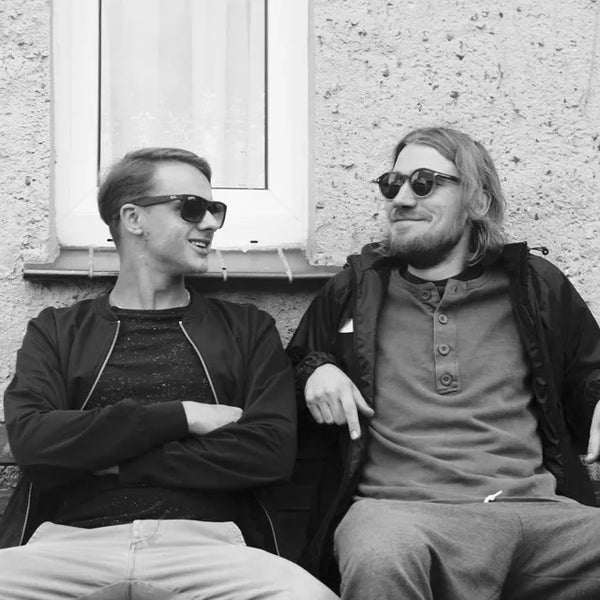 Peng Peng featured in a blog about vinyl records and discography