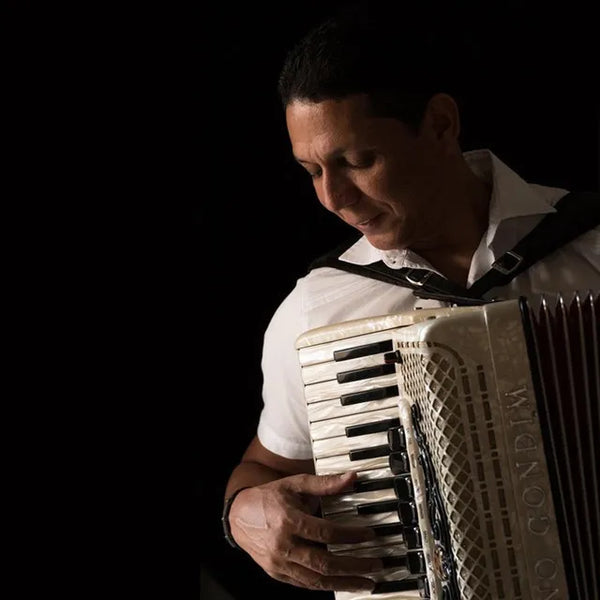 Targino Gondim featured in a blog about vinyl records and discography